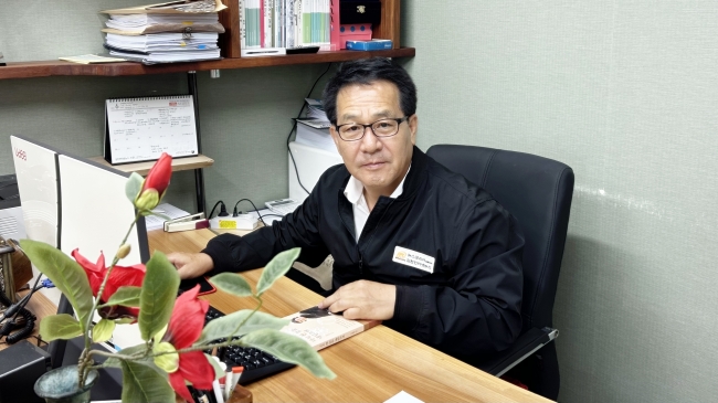말의 정치 끝내고 기업유치 전쟁에 나서라